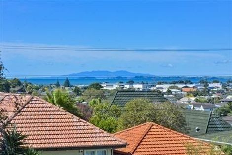 Photo of property in 12 Quebec Road, Milford, Auckland, 0620