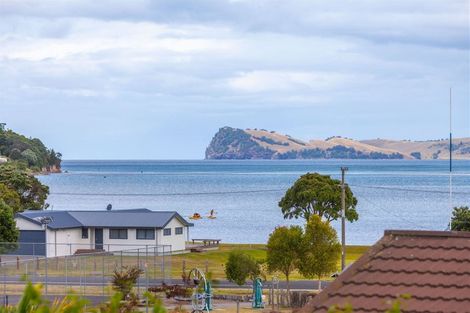 Photo of property in 30 Kauri Place, Tairua, 3508