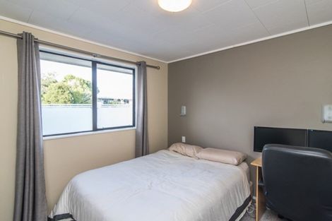 Photo of property in 6 Campbell Avenue, Paraparaumu, 5032