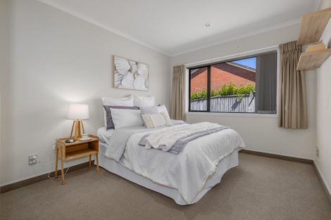 Photo of property in 6 Aotea Drive, Aotea, Porirua, 5024