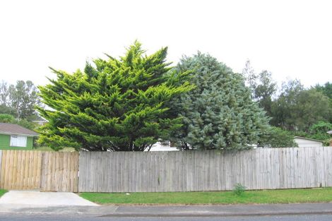 Photo of property in 6 Capricorn Place, Glen Eden, Auckland, 0602