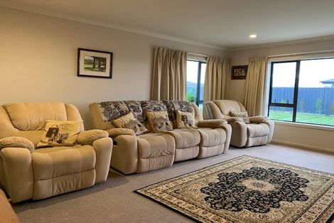 Photo of property in 11 George Street, Bulls, 4818