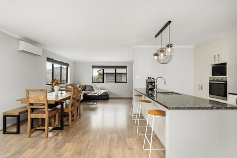 Photo of property in 8 Godwit Lane, Welcome Bay, Tauranga, 3112