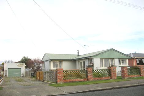 Photo of property in 7 Holloway Street, Waikiwi, Invercargill, 9810