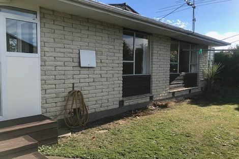 Photo of property in 2/12 Glen Place, Parklands, Christchurch, 8083