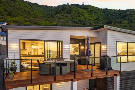 Photo of property in 6 Wilson Way, Waikanae, 5036