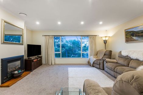 Photo of property in 4 Petrel Lane, Whitby, Porirua, 5024