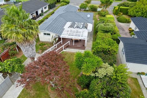 Photo of property in 439 Te Moana Road, Waikanae, 5036