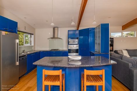 Photo of property in 20 Du Fresne Place, Russell, 0202