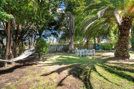 Photo of property in 2162 State Highway 16, Helensville, 0875