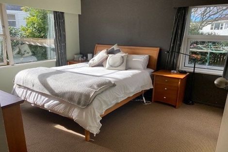 Photo of property in 70 Oriel Avenue, Tawa, Wellington, 5028