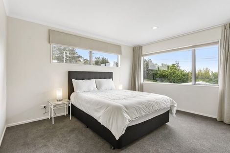 Photo of property in 135 Vipond Road, Stanmore Bay, Whangaparaoa, 0932