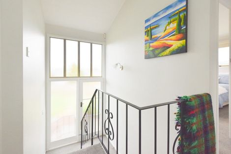 Photo of property in 8 Walnut Place, Owhata, Rotorua, 3010