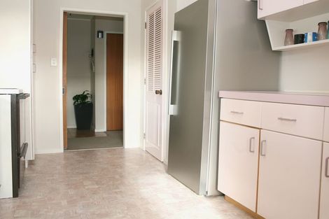 Photo of property in 2/1 Glengowan Place, Conifer Grove, Takanini, 2112