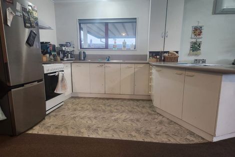 Photo of property in 13b Emery Place, Papamoa Beach, Papamoa, 3118