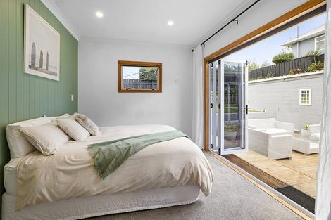 Photo of property in 60 Ballance Street, Lower Vogeltown, New Plymouth, 4310