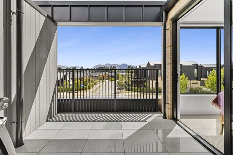 Photo of property in 3/5 Northlake Drive, Wanaka, 9305