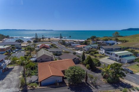 Photo of property in 33 Stratford Drive, Cable Bay, 0420