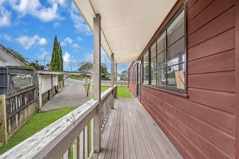 Photo of property in 4/34 Don Buck Road, Massey, Auckland, 0614