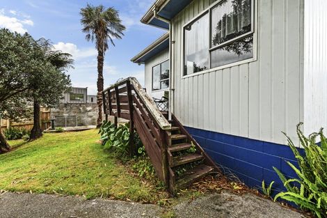 Photo of property in 31 David Street, Westown, New Plymouth, 4310