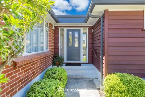 Photo of property in 34 Oxford Crescent, Ebdentown, Upper Hutt, 5018