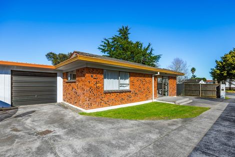 Photo of property in 1/22 Beaumaris Way, Conifer Grove, Takanini, 2112