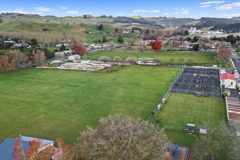 Photo of property in 27 Ngarongo Street, Te Kuiti, 3910