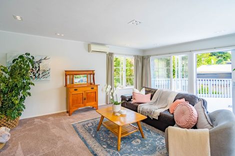 Photo of property in 12b Tiromoana Road, Raumati South, Paraparaumu, 5032