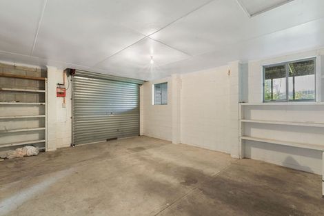 Photo of property in 17 Athenree Road, Athenree, Katikati, 3177