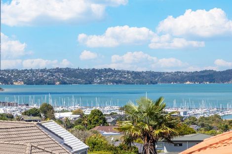 Photo of property in 48 Cherub Place, West Harbour, Auckland, 0618