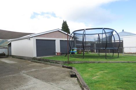 Photo of property in 28 Main Street, Reefton, 7830