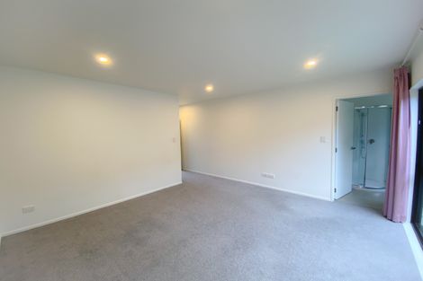 Photo of property in 7 Apple Lane, Henderson, Auckland, 0610