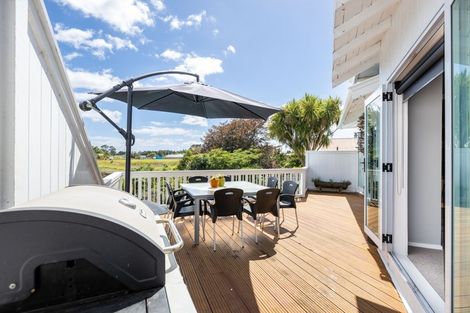 Photo of property in 15 Rawhiti Street, Vogeltown, New Plymouth, 4310