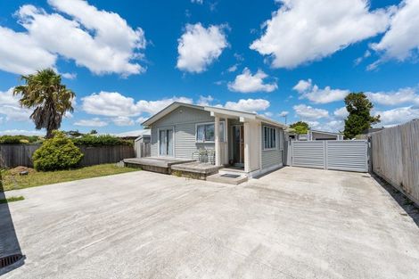 Photo of property in 129 Riverpark Crescent, Henderson, Auckland, 0610