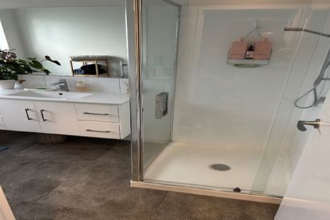 Photo of property in 16 Lippiatt Crescent, Pokeno, 2402