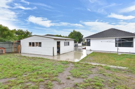 Photo of property in 33 Bournemouth Crescent, Aranui, Christchurch, 8061