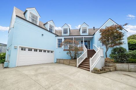 Photo of property in 24 Saunders Close, Whitby, Porirua, 5024