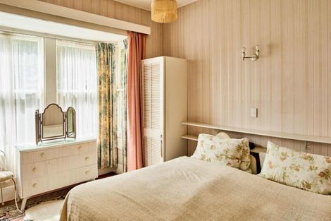 Photo of property in 45 Marine Parade, Eastbourne, Lower Hutt, 5013