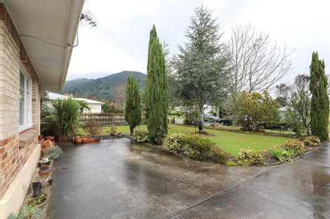 Photo of property in 24 Hikutaia Street, Te Aroha, 3320