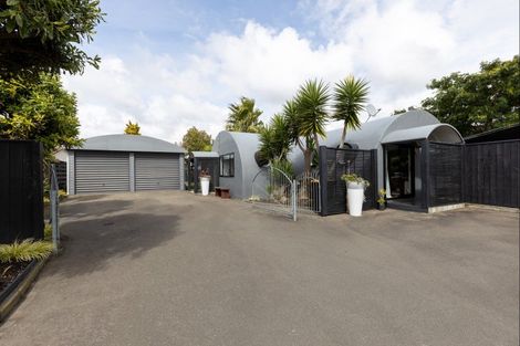 Photo of property in 8 Kings Court, Roslyn, Palmerston North, 4414