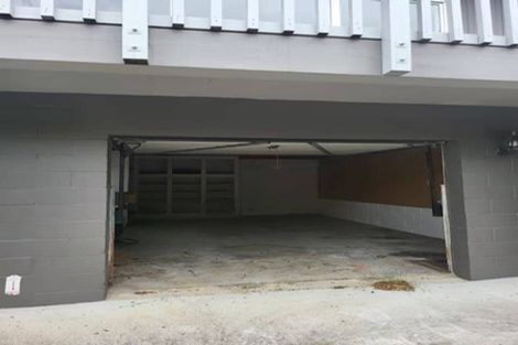 Photo of property in 832 East Coast Road, Oteha, Auckland, 0630