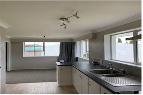 Photo of property in 22 Thode Place, Nawton, Hamilton, 3200