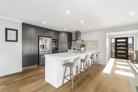 Photo of property in 50 Harbour Crest Drive, Waiuku, 2123