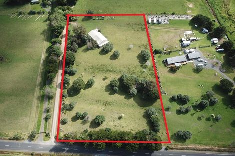 Photo of property in 1852 Pataua Road North, Pataua North, Whangarei, 0175