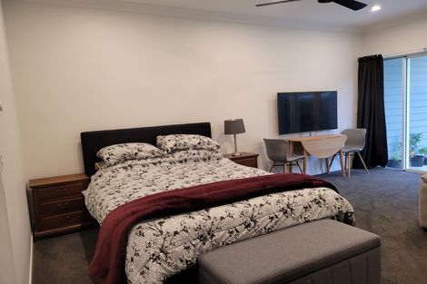 Photo of property in 120 Silverstream Road, Crofton Downs, Wellington, 6035