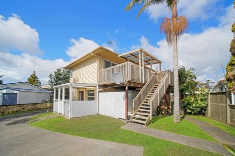 Photo of property in 19 Normandy Place, Henderson, Auckland, 0610