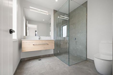 Photo of property in 23 Robert Might Road, Kumeu, 0810