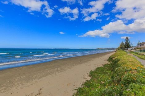 Photo of property in 1/422 Hibiscus Coast Highway, Orewa, 0931