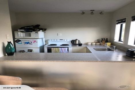 Photo of property in 1/72 Waiwhetu Road, Waiwhetu, Lower Hutt, 5010