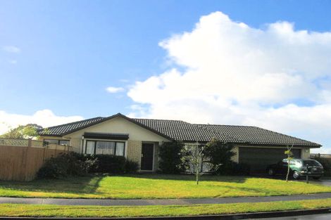 Photo of property in 12 Brompton Place, Burswood, Auckland, 2013
